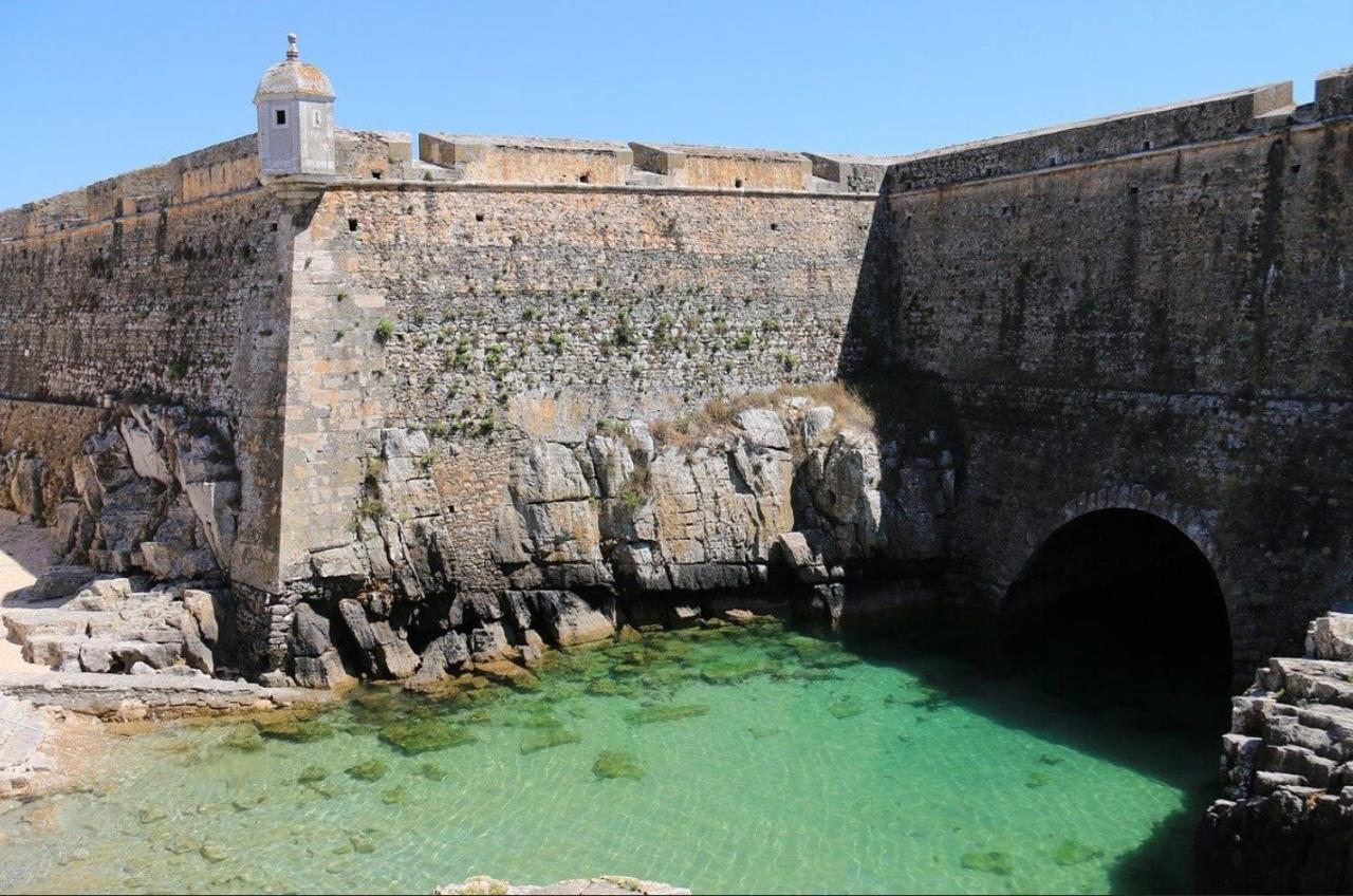 Appartement Jusqu'A 6 Personnes Sur La Presqu'Ile De Peniche Surf Portugal Ngoại thất bức ảnh